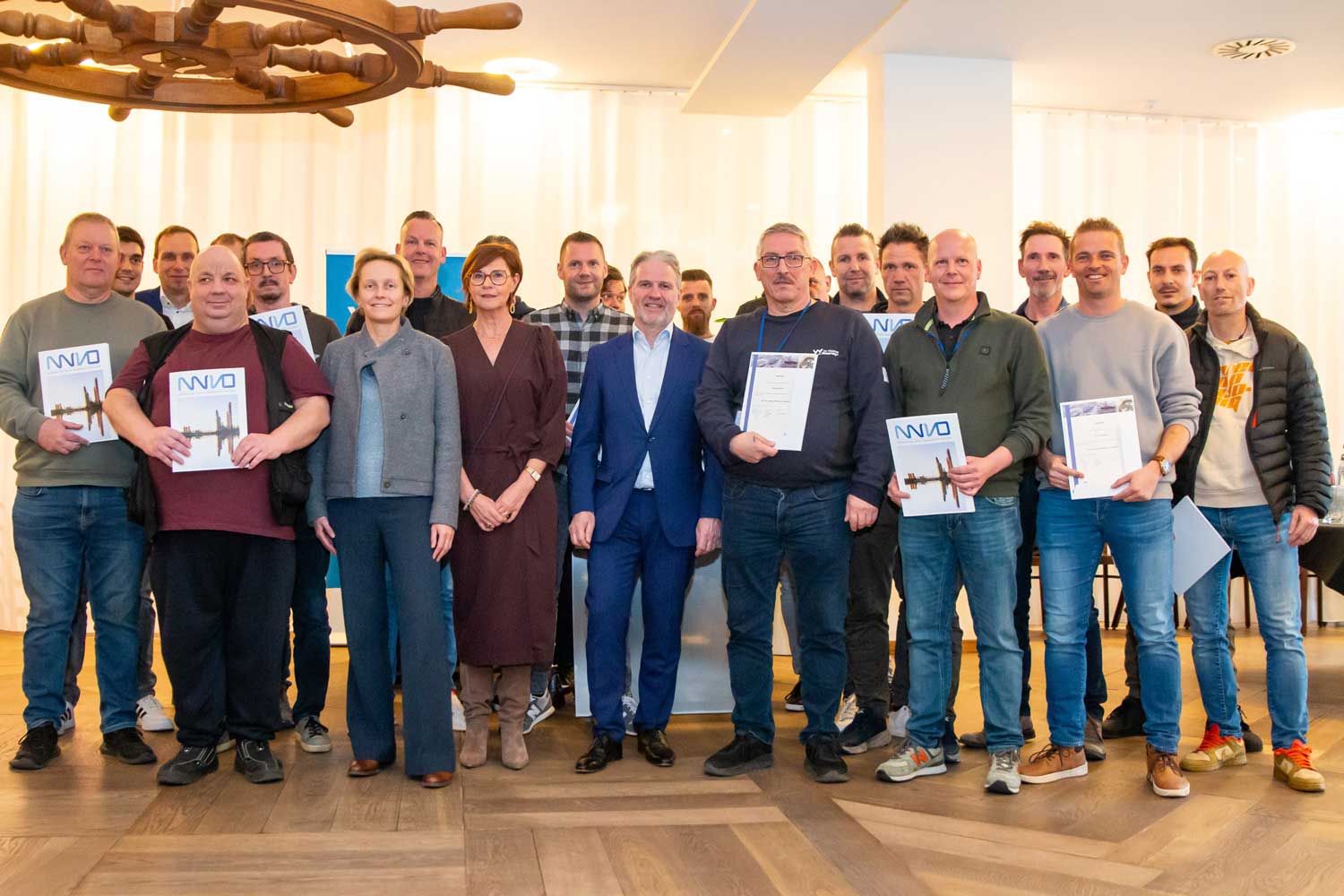 Diploma-uitreiking opleiding brug- en sluisoperator